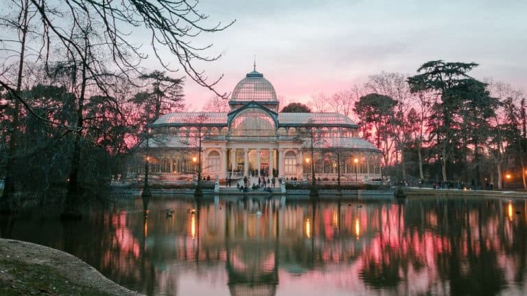 Explore the best real estate opportunities in Spain’s top cities, Barcelona and Madrid. Compare key neighborhoods, property trends, and investment potential for home buyers.