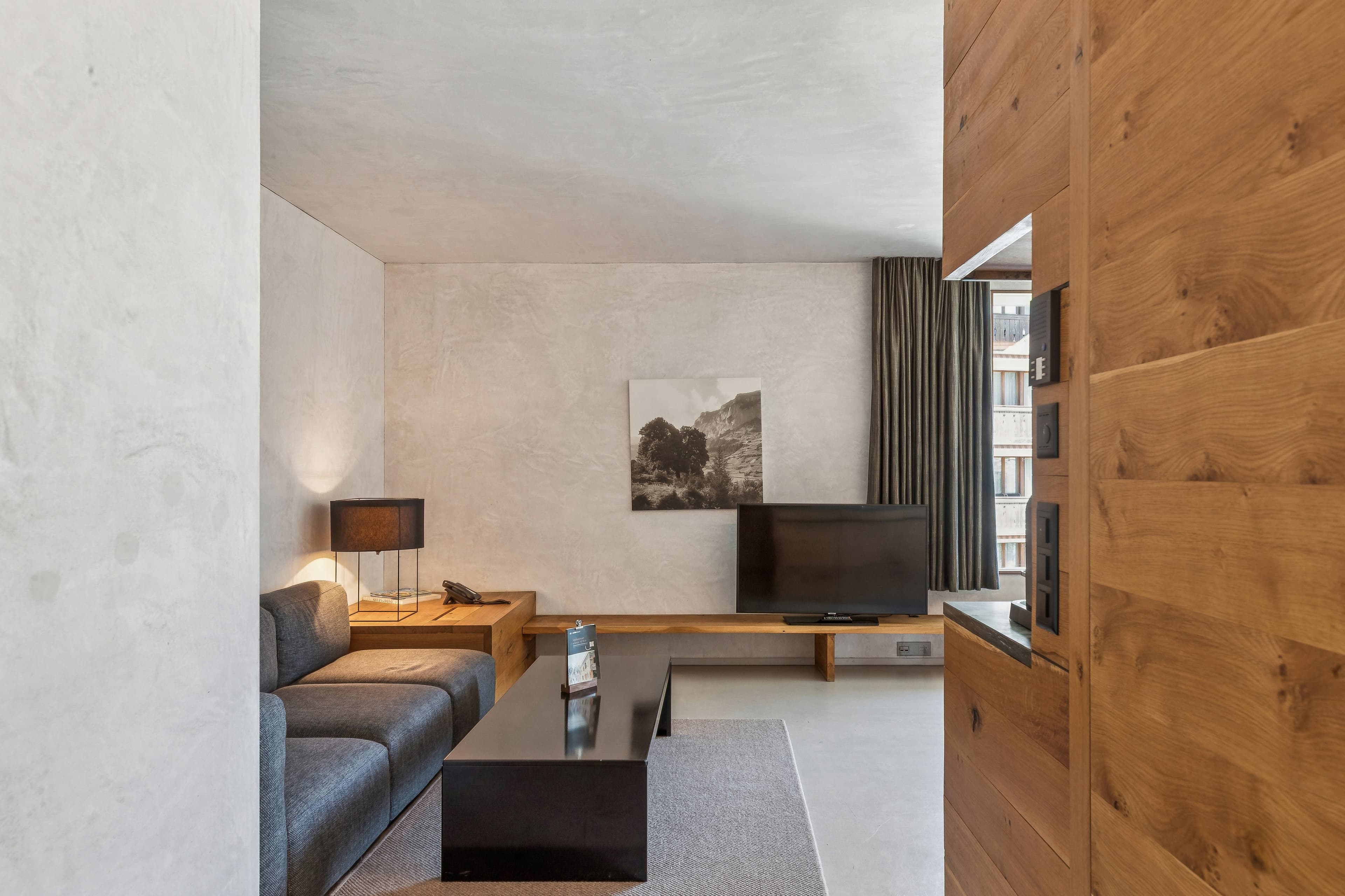 Furnished apartment used as a managed second home - 2