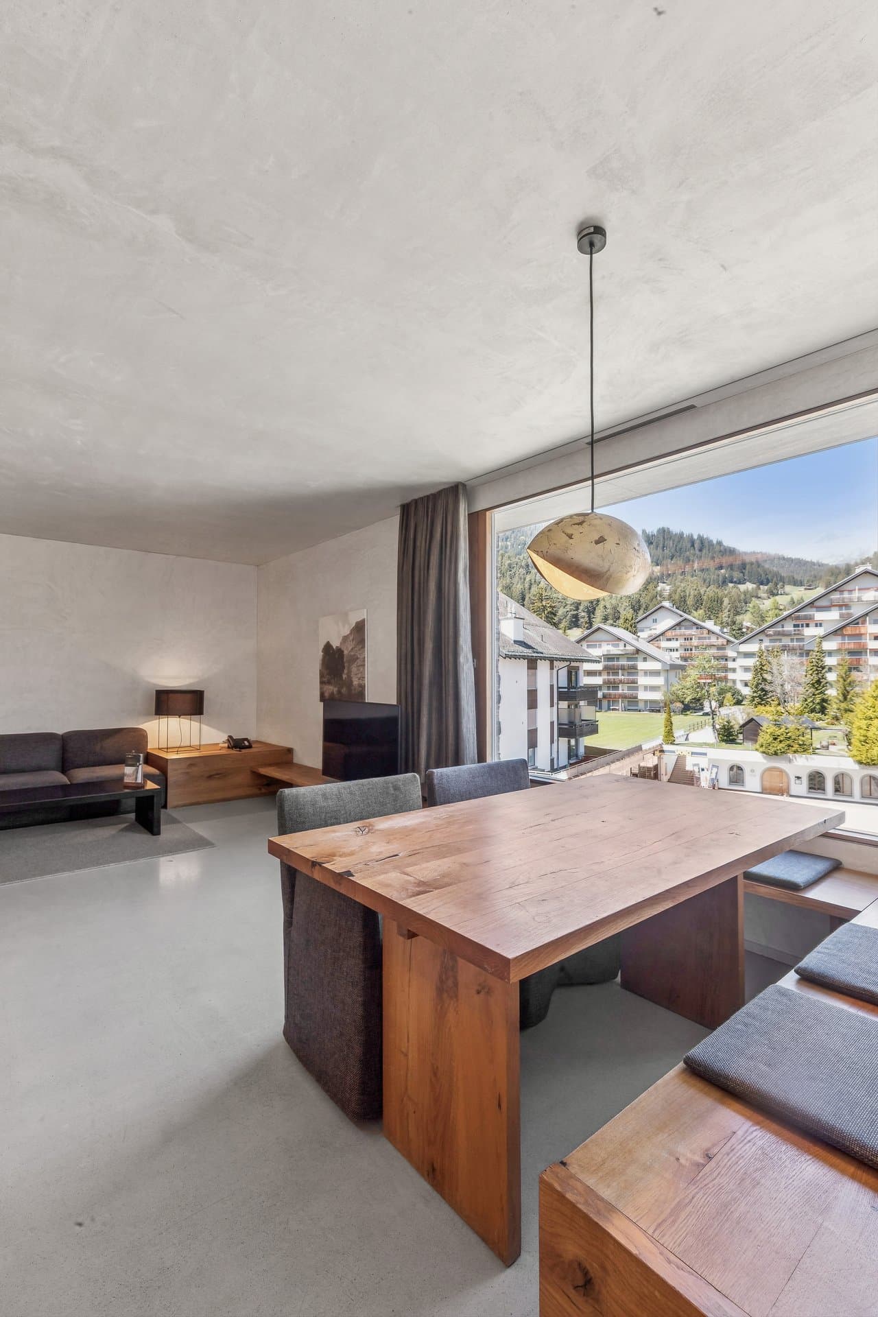 Furnished apartment used as a managed second home - 1