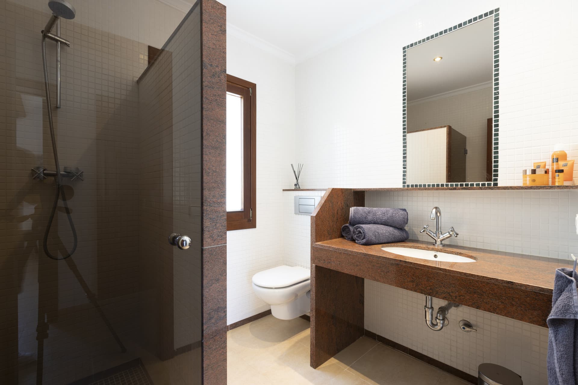 This elegant villa located in the coveted Montgó area of Jávea, Alicante, combines comfort and sustainability in a privileged natural setting. - 10