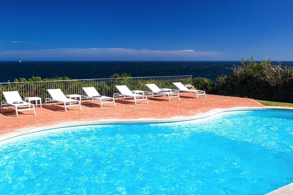 Set right by Porto Cervo Marina and Cala de Flores beach, the elegant Villa Peninsula commands sweeping views over Sardinia's splendid open sea. - 3