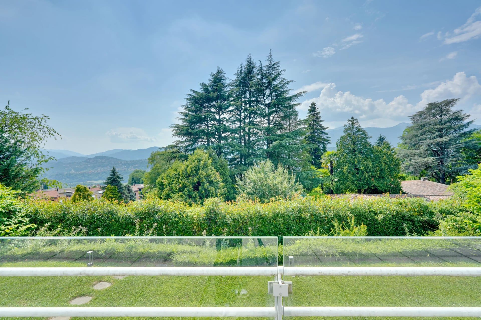 Lugano-Cadro: elegant designer villa with spacious garden for sale - 2