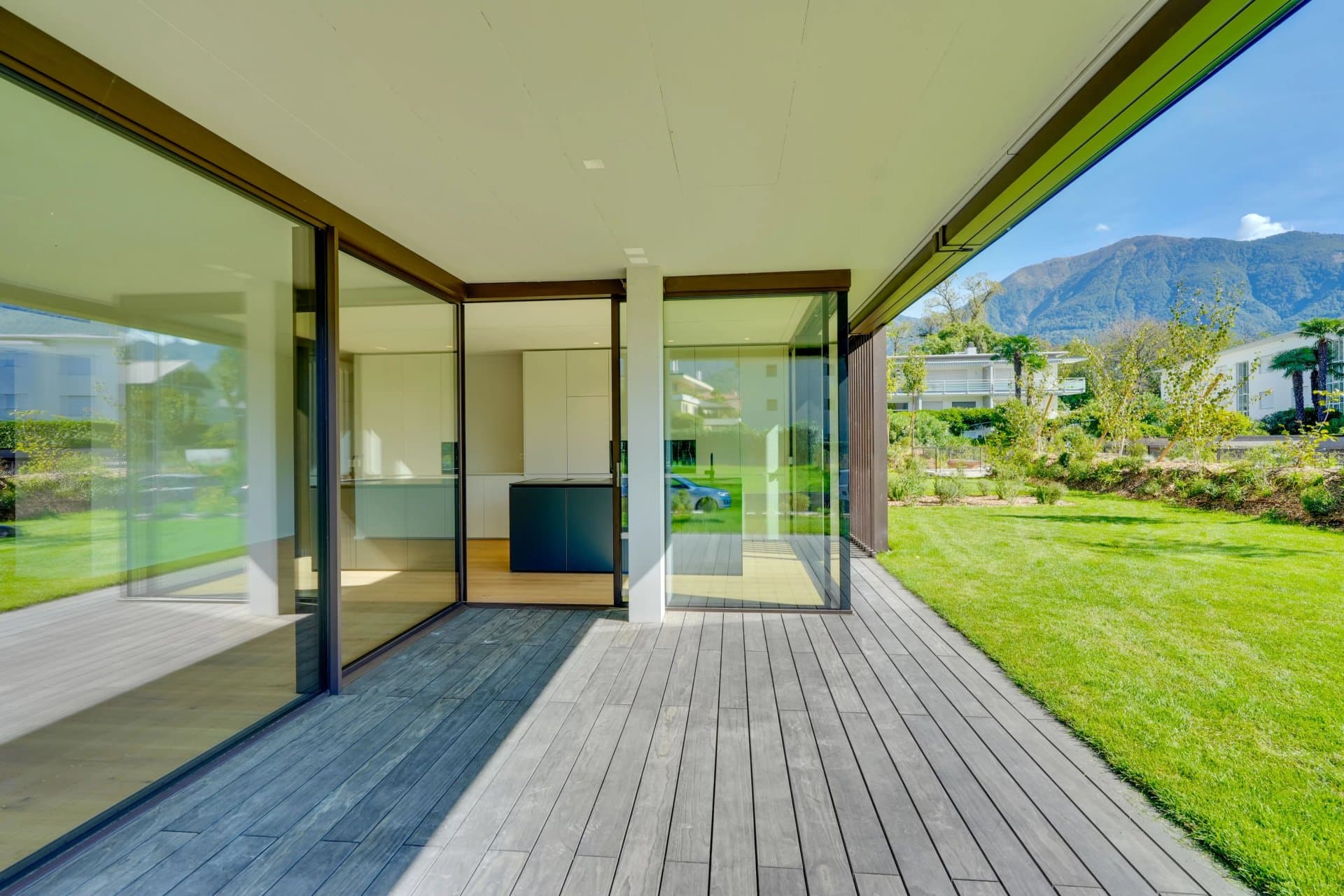 Newly built garden apartment close to the Golf Club for sale in Ascona - 2