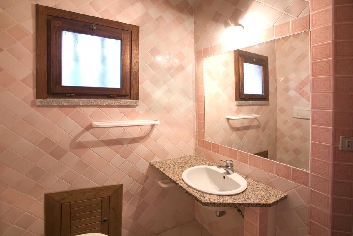 La Villetta Indipendente stands as the most exclusive residence within the Marina di Conca Verde complex, an enclave of 10 holiday homes nestled in lush vegetation. - 3