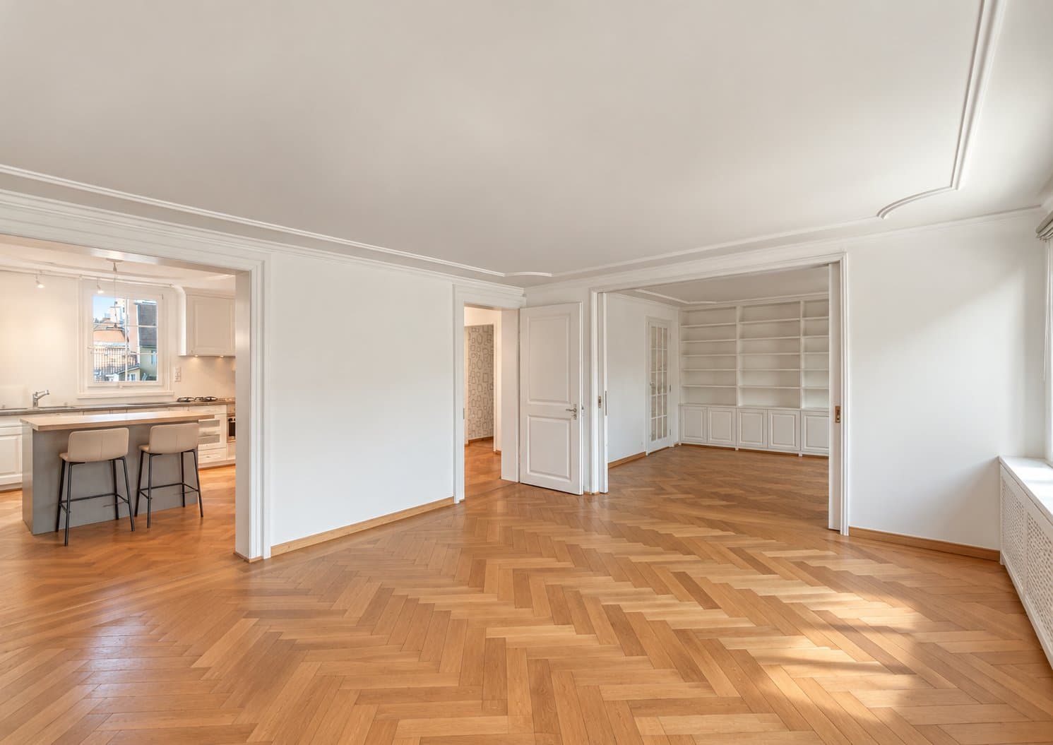 Above the City Rooftops: Duplex Penthouse with Panoramic - 2