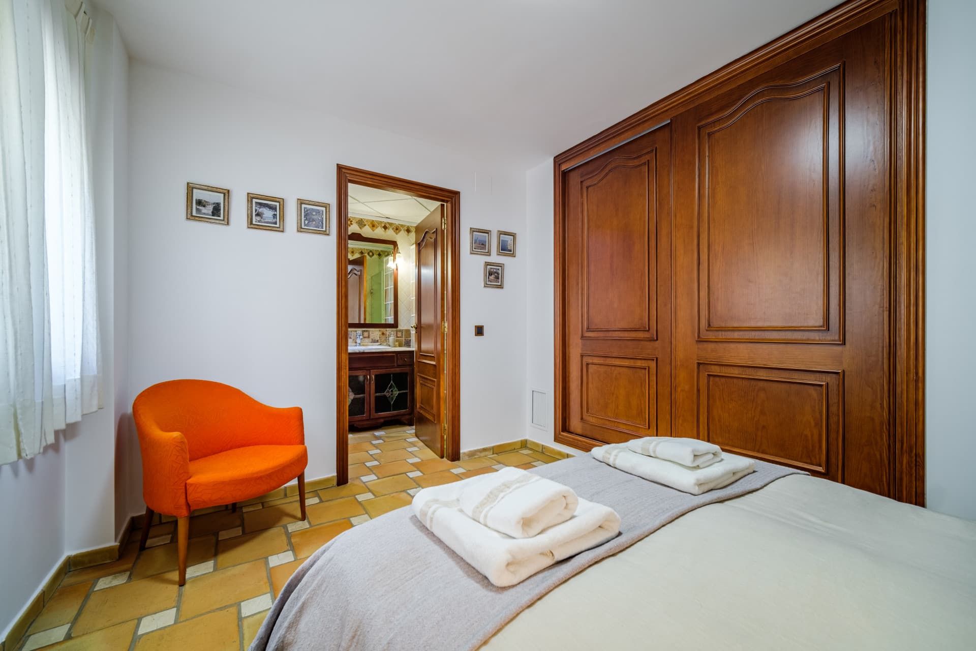 This stunning villa is located in the beautiful town of Moraira, in the province of Alicante. - 16