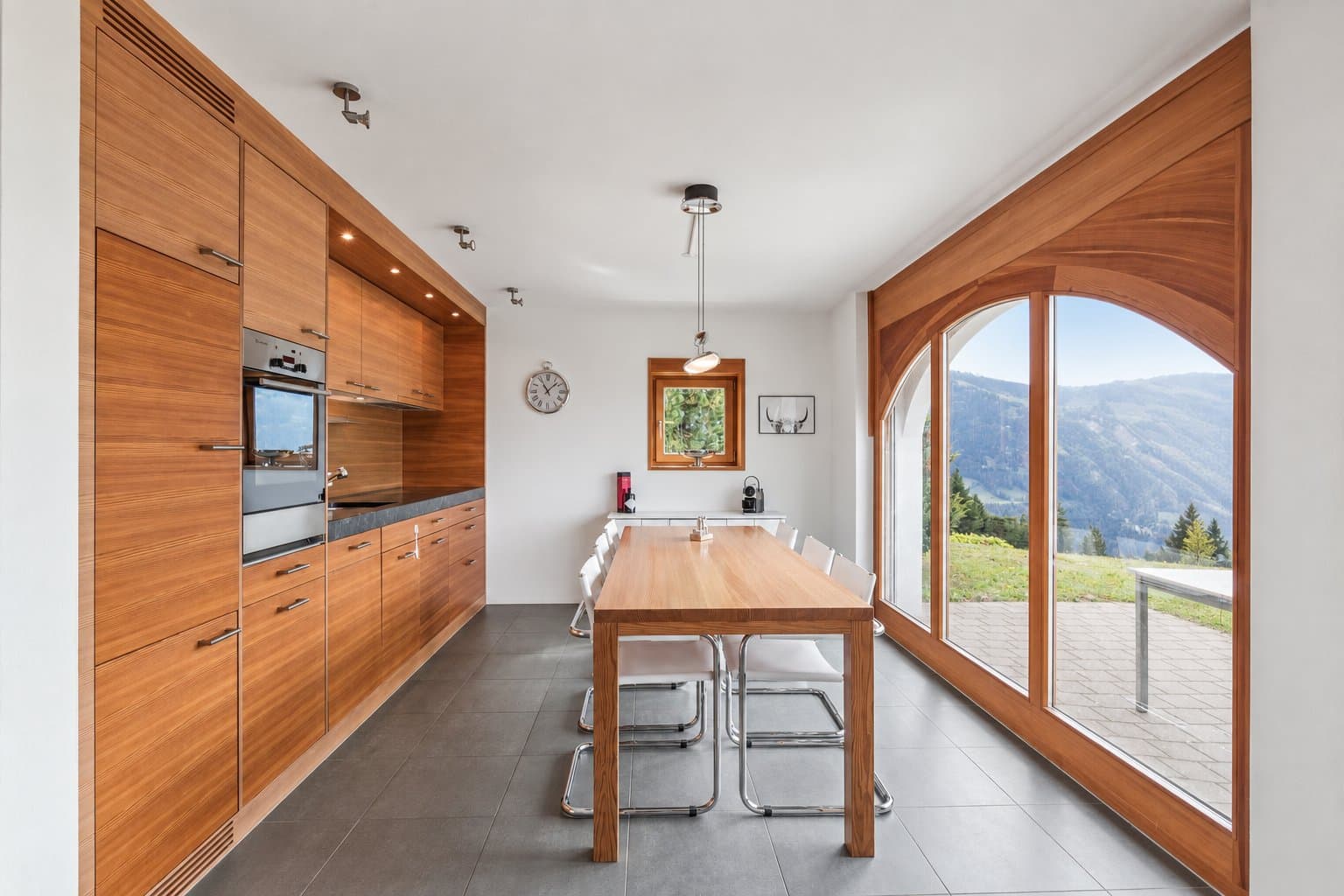 A peaceful retreat for nature lovers in Graubünden - 3