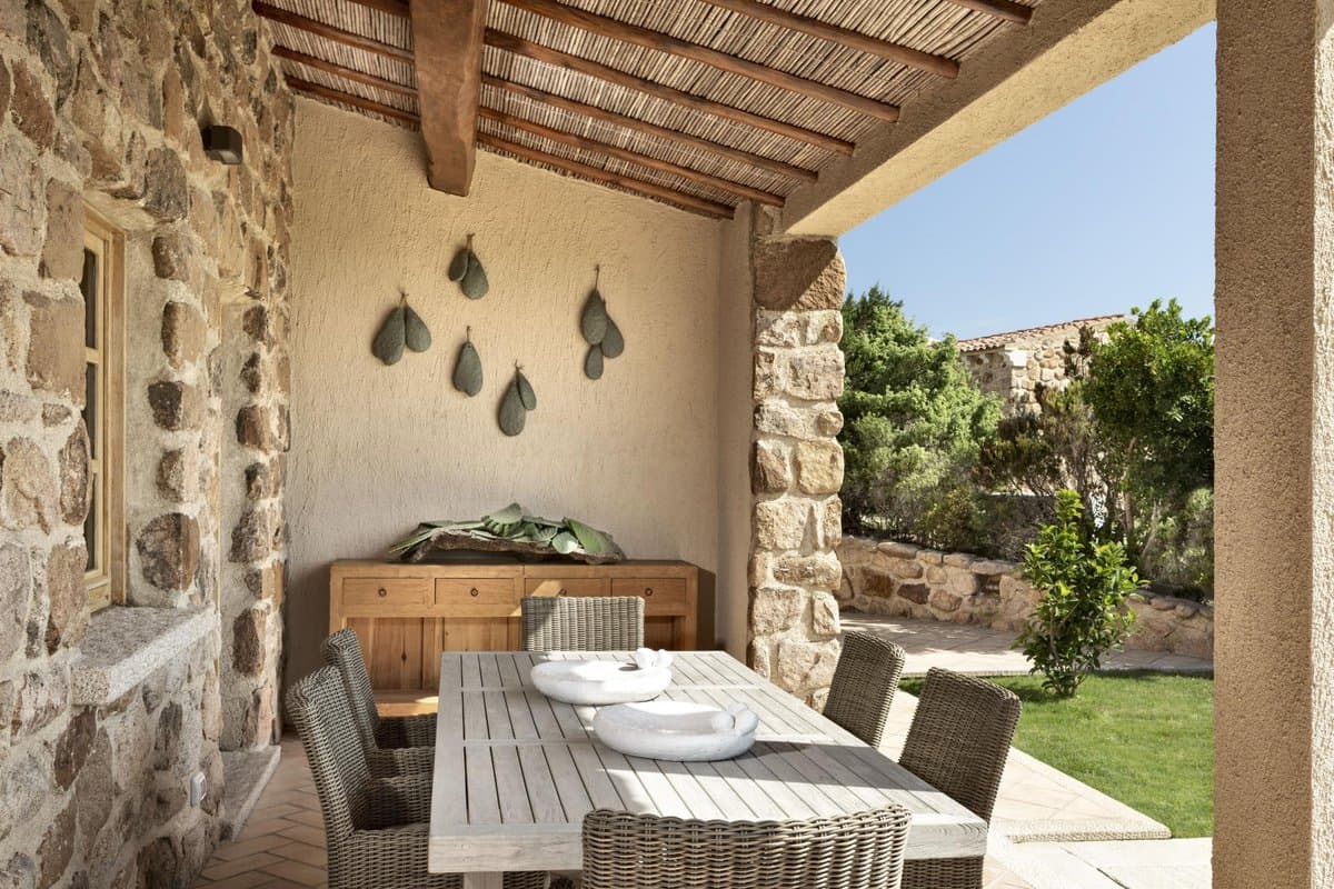 Villa Moresca is a holiday residence composed of 2 independent structures, nestled in the Gallura hinterland on the threshold of the Costa Smeralda. - 4
