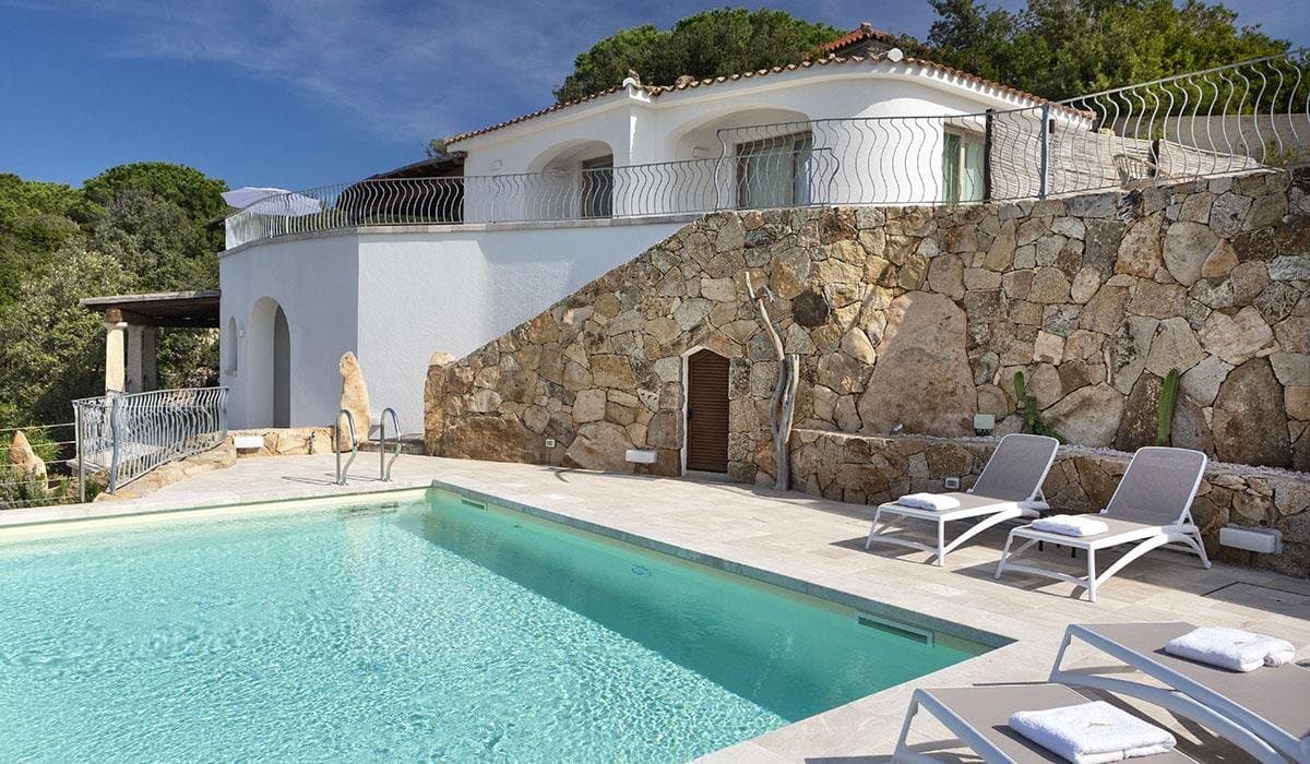 Villa Astrea Blu Cala Girgolu is a seafront villa positioned halfway between Porto San Paolo and San Teodoro. - 2