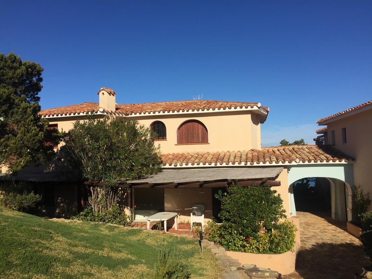 Trilocale Bussola is an apartment set within Residence Sea Smeralda, a tranquil residential complex directly on the waterfront. - 2
