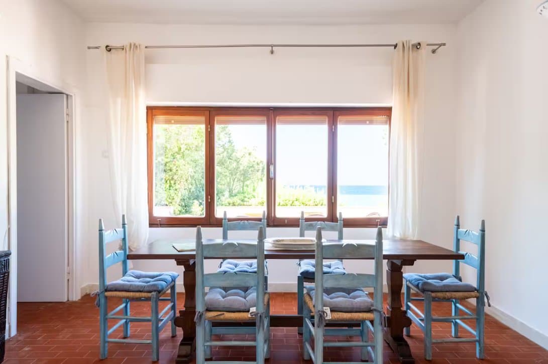 Cala Girgolu – Beachfront villa - 1