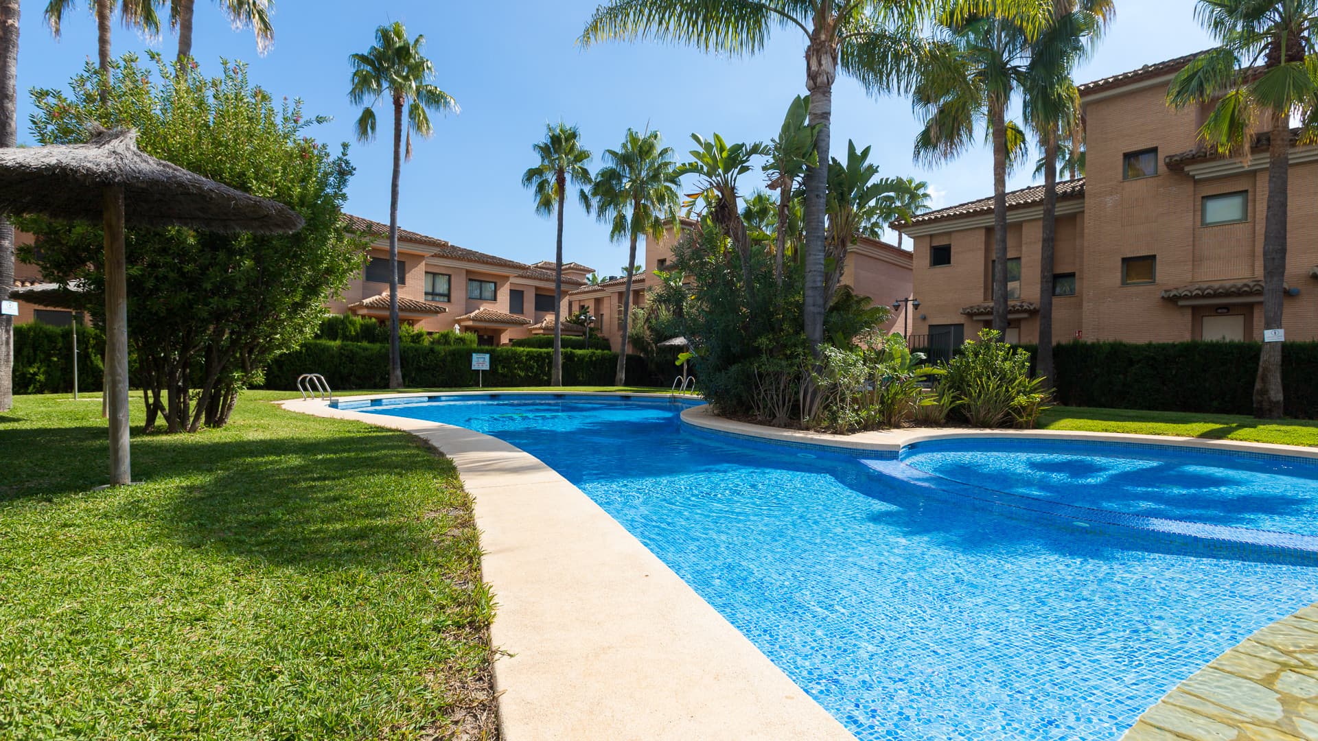 Duplex townhouse on Avenida Augusta, Jávea. - 14
