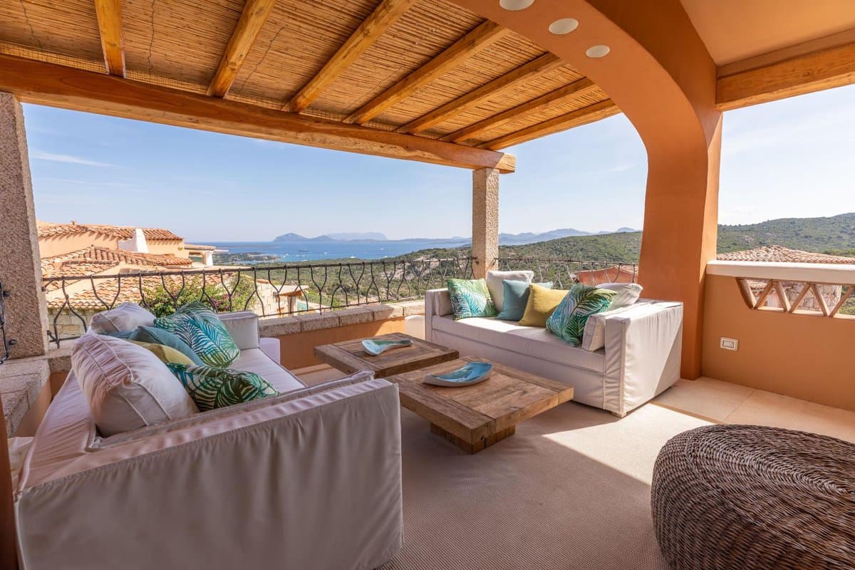 Villetta Cala di Volpe A5 is an elegant property situated within a recently built residential complex, just a short distance from Porto Cervo. - 2