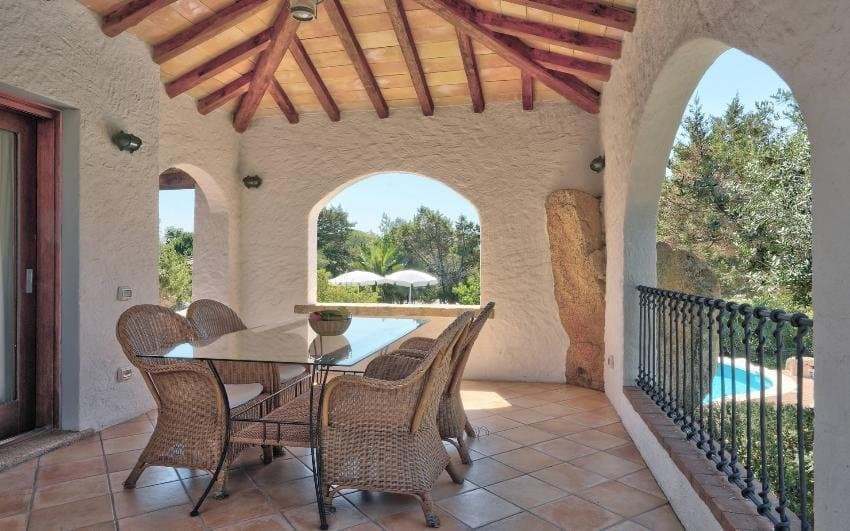 Villa dei Ginepri is an expansive rental residence in Cala di Volpe, nestled within an elegant residential enclave with a private entrance. - 4