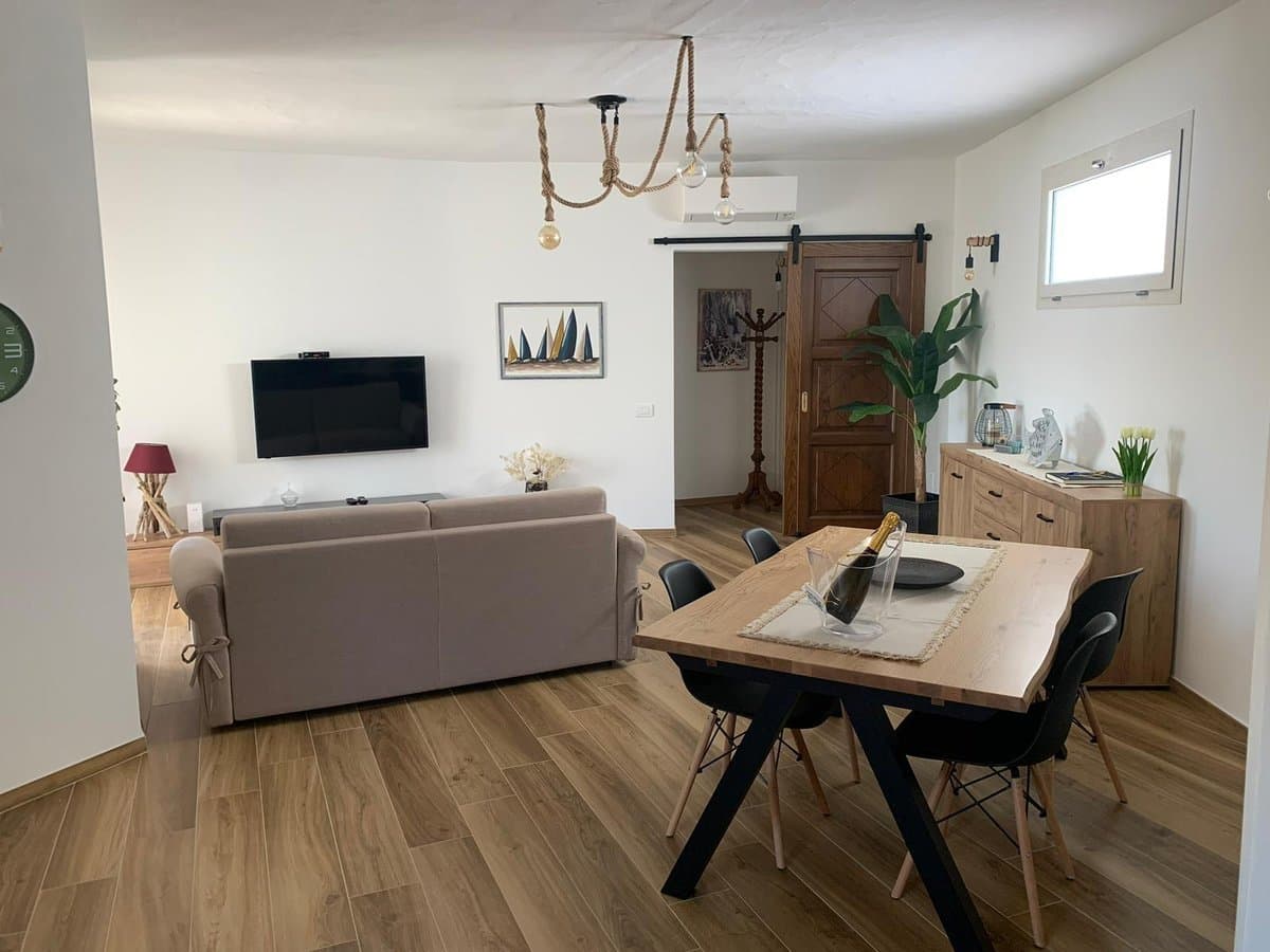 Casa Maestrali is an elegant apartment situated in Liscia di Vacca, nestled in…