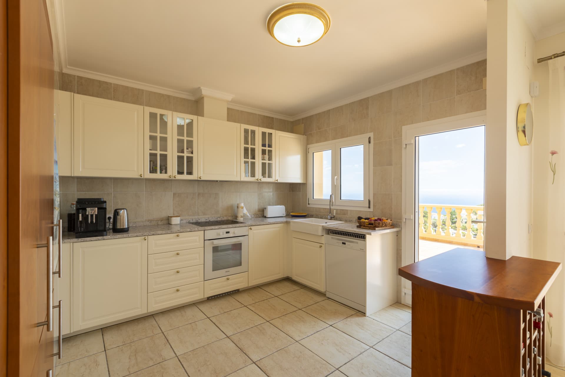 Elegant property with spectacular views of the sea and the island of Portichol in the quiet area of Balcón al Mar in Jávea (Aicante) Spain. - 10