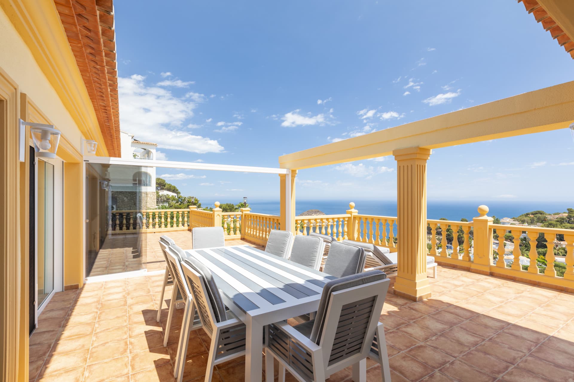 Elegant property with spectacular views of the sea and the island of Portichol in the quiet area of Balcón al Mar in Jávea (Aicante) Spain. - 6