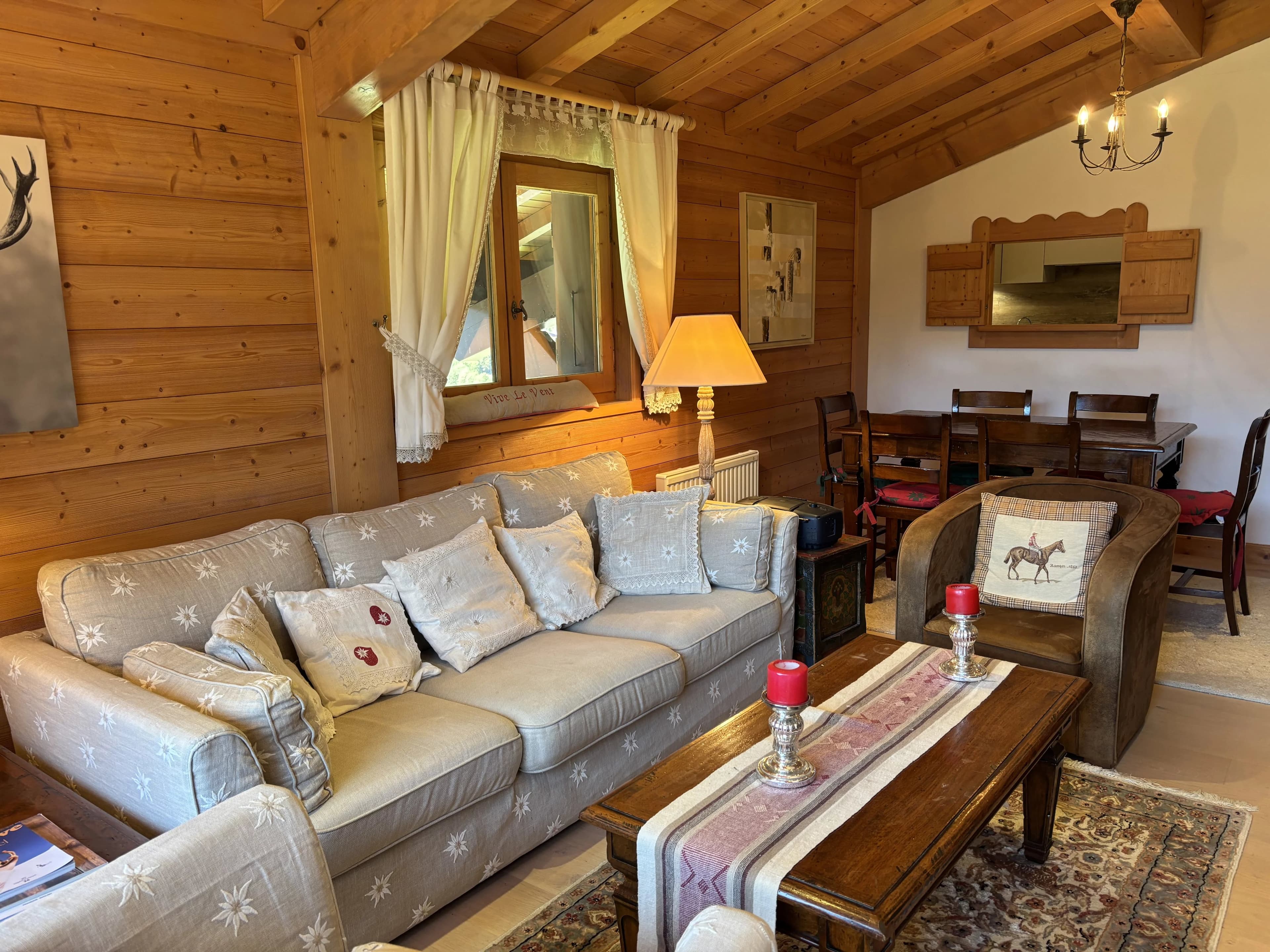 Renovated Duplex with Mountain Views, Fireplace and Two Balconies