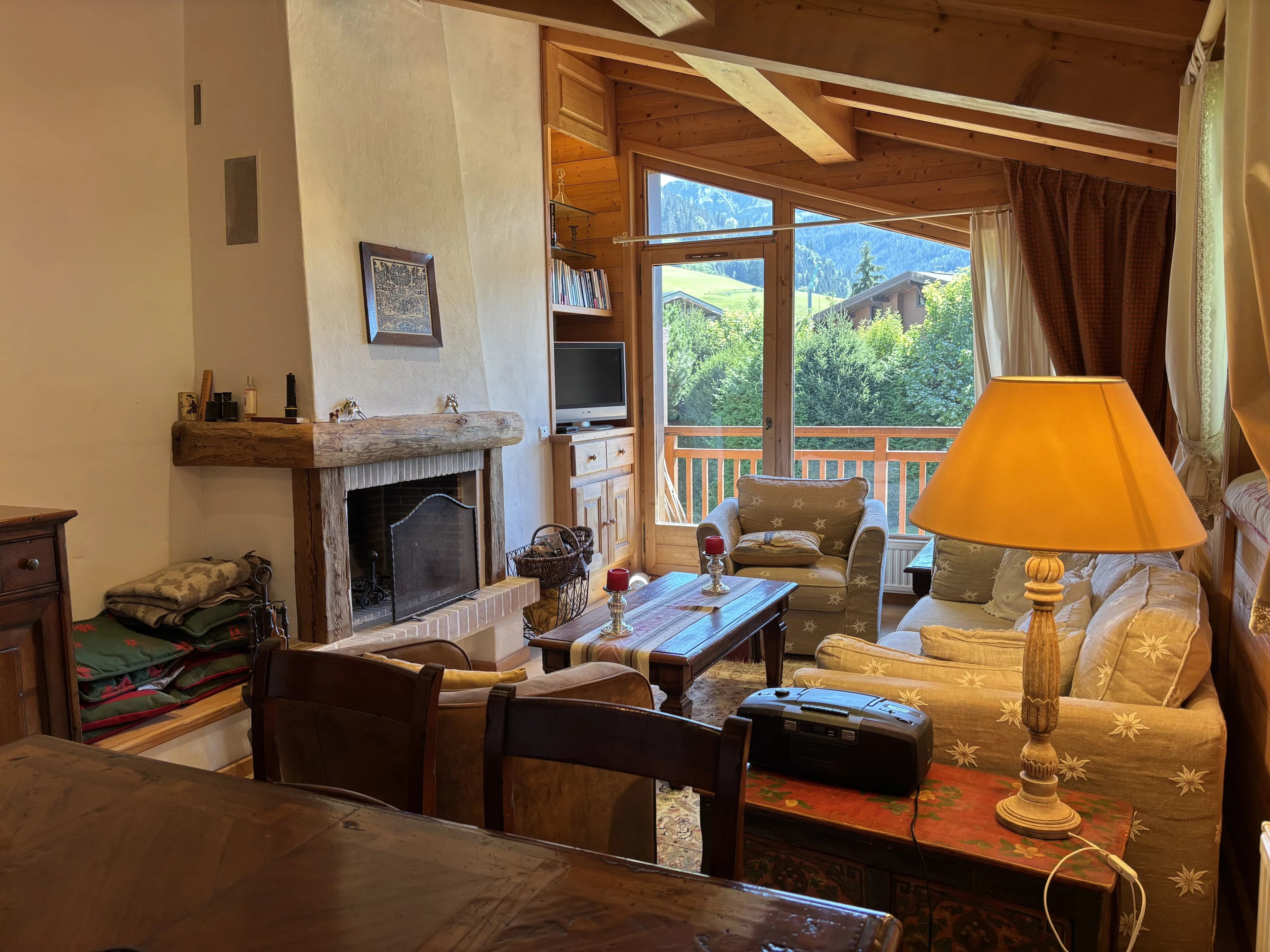 Renovated Duplex with Mountain Views, Fireplace and Two Balconies - 3
