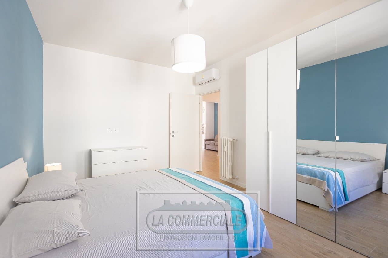 PRESTIGIOUS RESIDENCE ON THE LUNGOTEVERE A FEW STEPS FROM PIAZZA DEL P - 23
