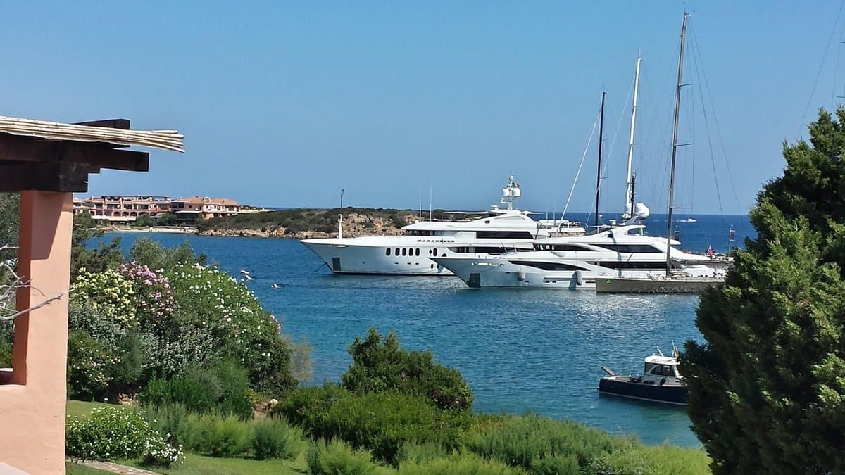 Waterfront Apartment in the Centre of Porto Cervo - 2