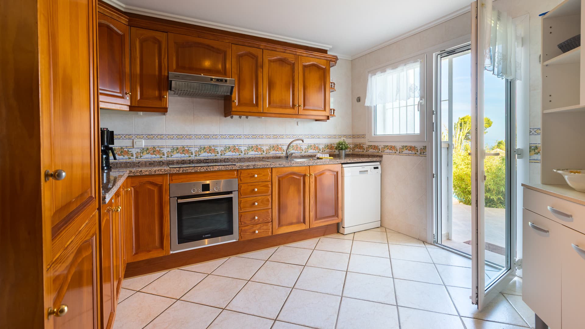 Single-storey villa with panoramic views in Adsubia, Jávea (Alicante) - 8