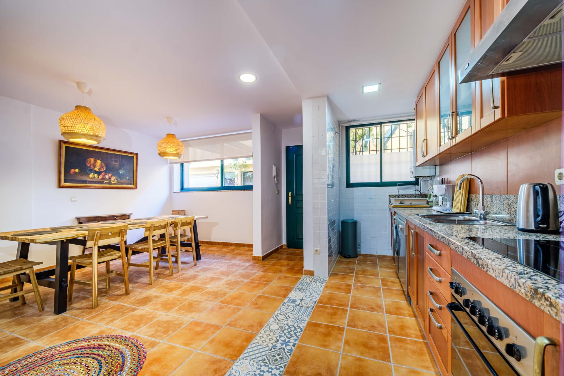 Townhouse situated only 600m to the Arenal beach in Jávea (Alicante). - 6