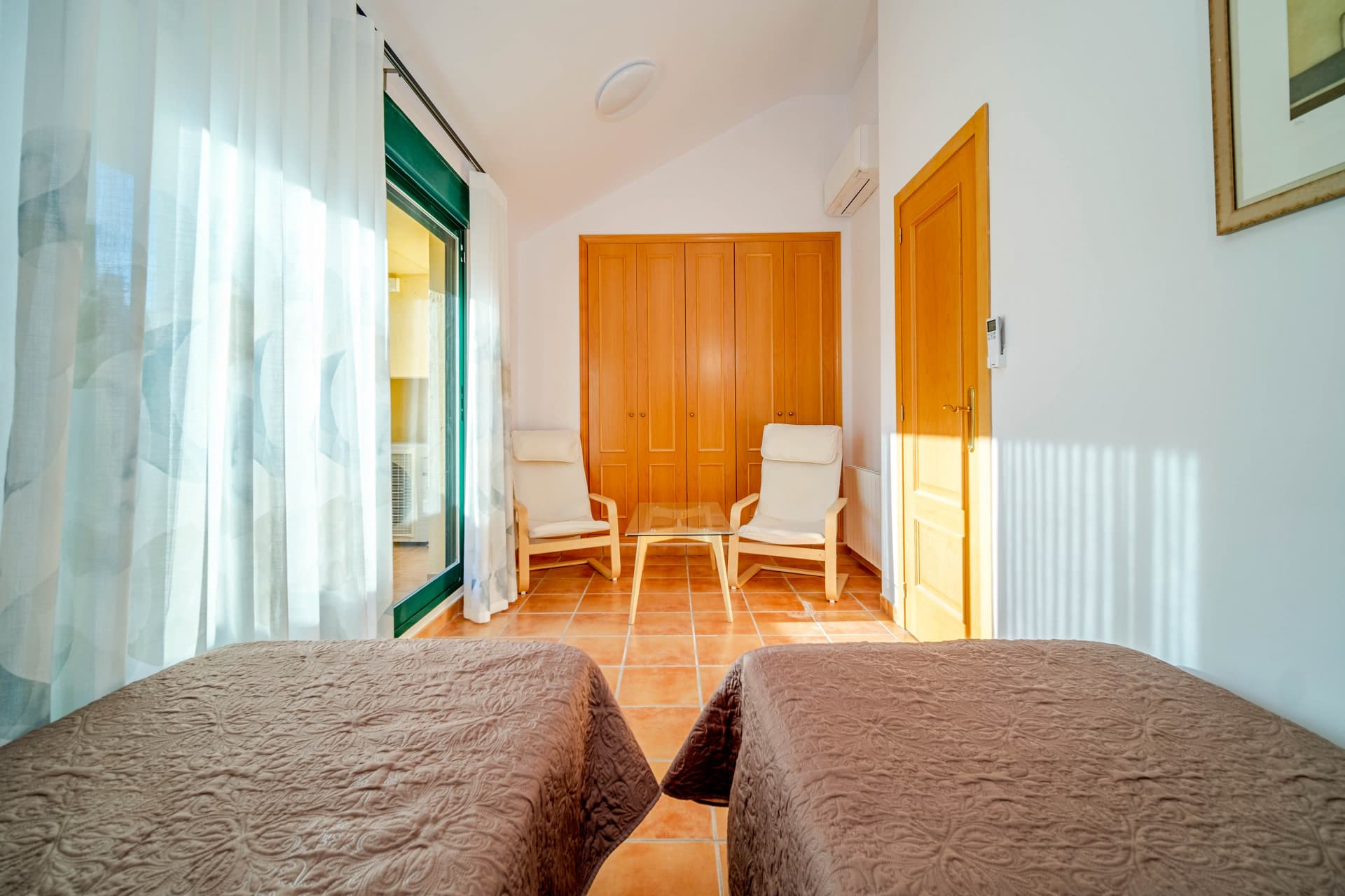 Townhouse situated only 600m to the Arenal beach in Jávea (Alicante). - 16