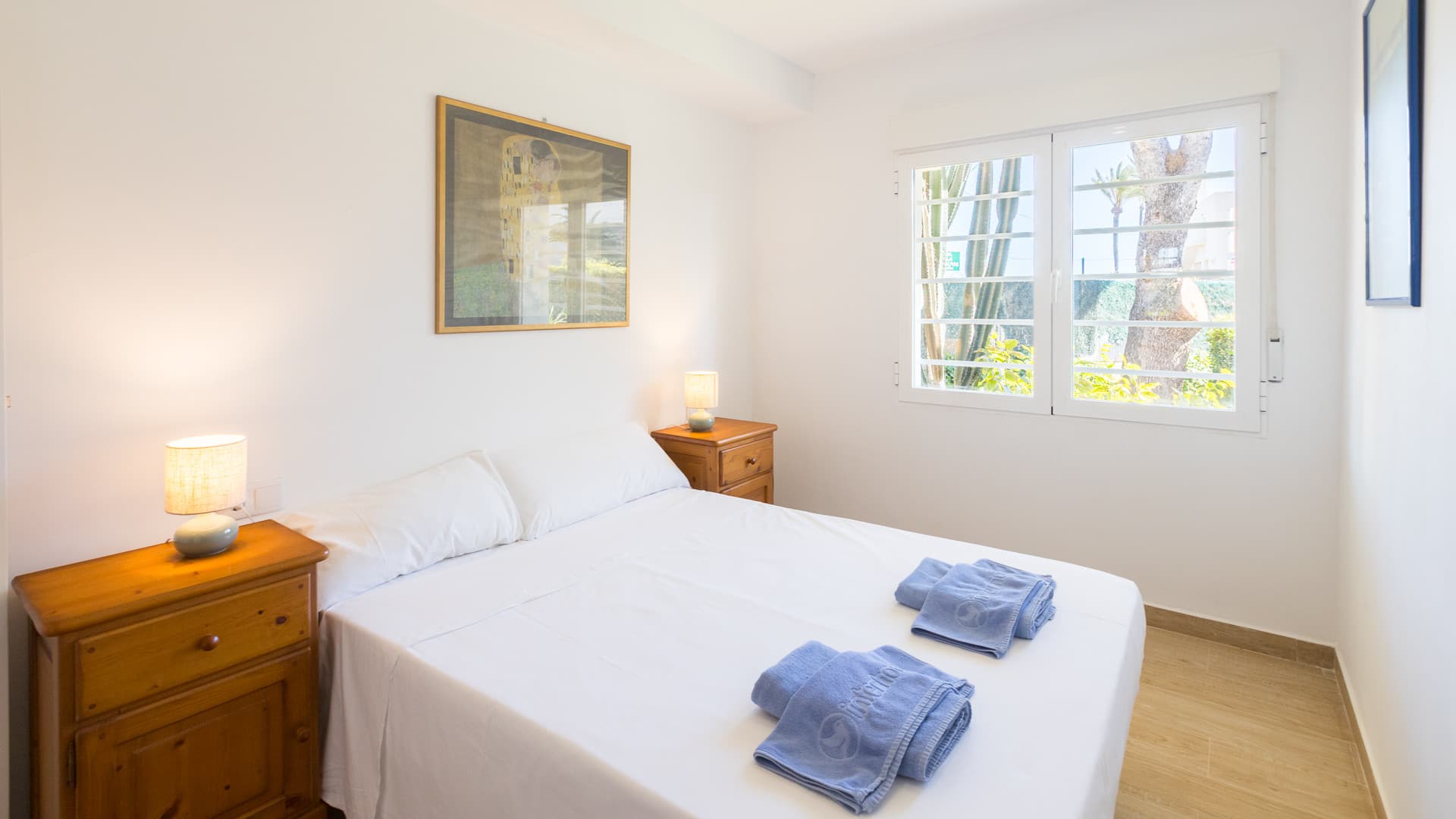 A magnificent ground floor apartment is presented in the sought-after Arenal area of Jávea, in the province of Alicante. - 12
