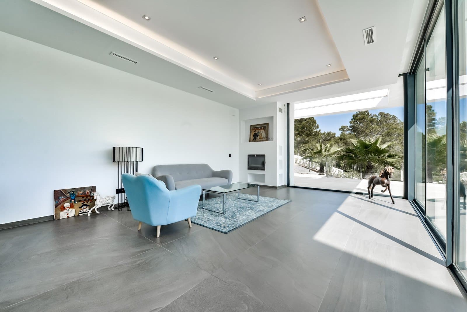 Modern design villa with views of the valley in the Costa Blanca. - 10