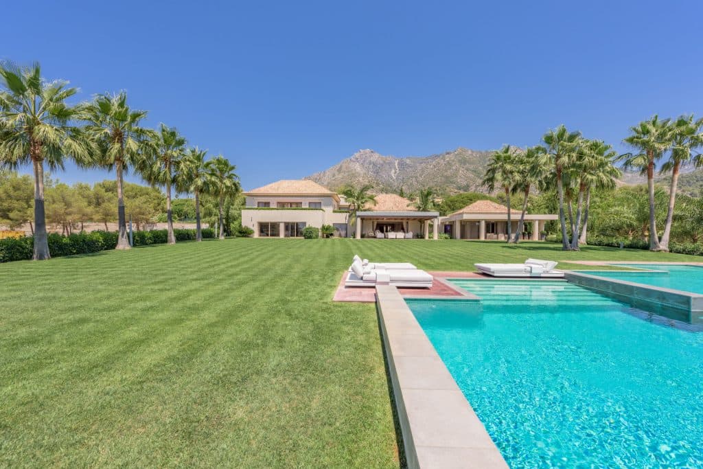 Luxury villa for sale in Marbella