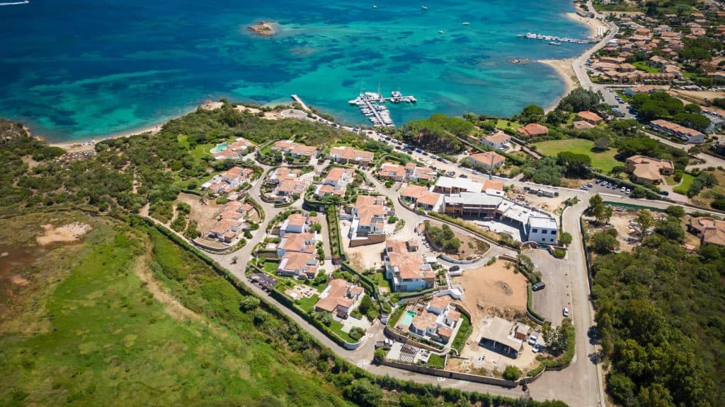 THE LANGUAGE OF NATURE – The biophilic wellness home in Sardinia