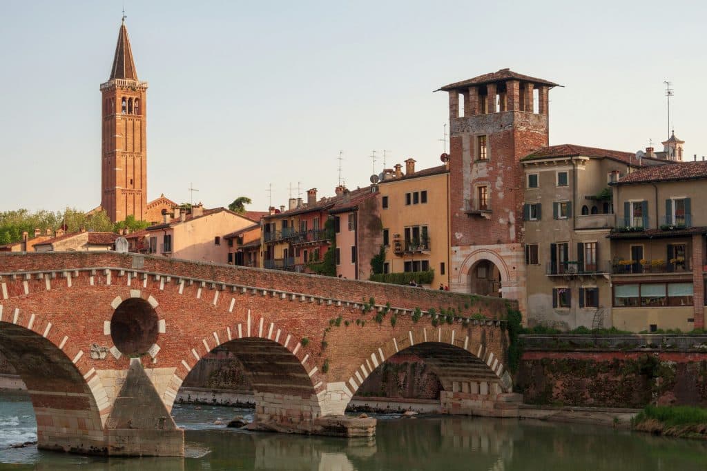 exclusive properties in verona